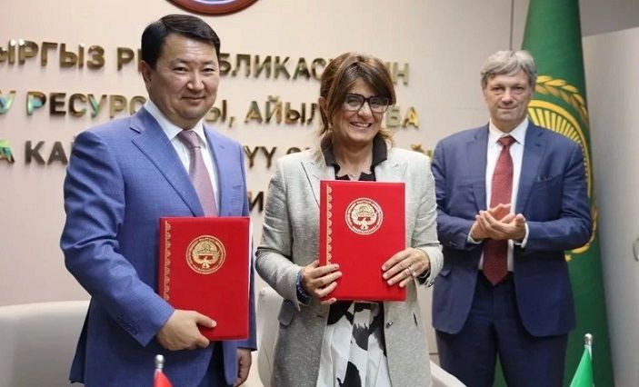 Kyrgyzstan, Italy Sign Agriculture Mechanization Cooperation Deal